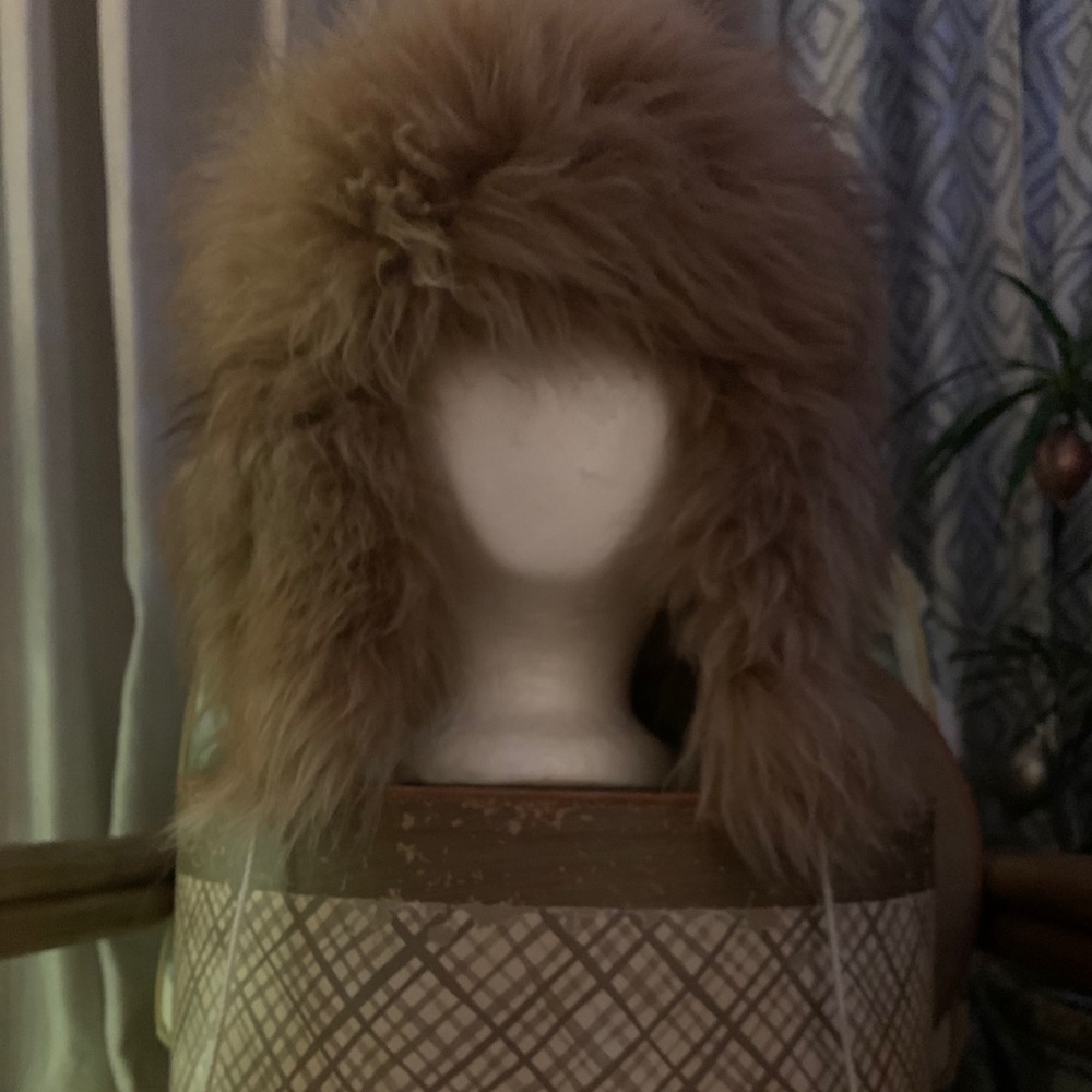 Vintage Sak’s Fith Avenue Fox Fur Hat with Hat Box